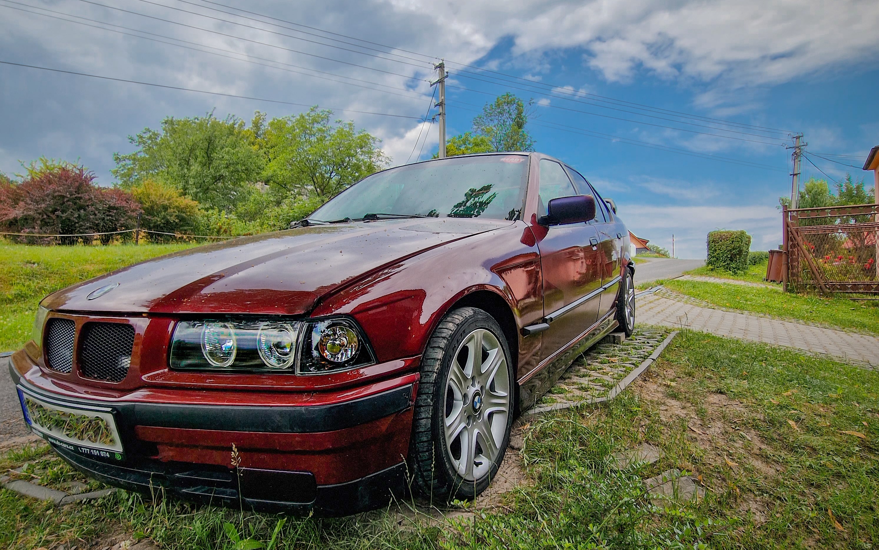 bmw-e36-320i-130kw-od-alexandra-3-min